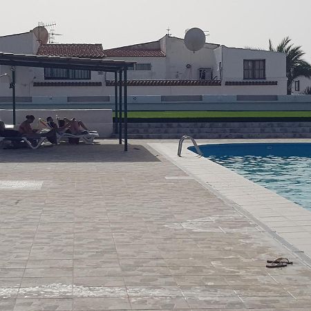 ארונה Apartamento Junto A La Piscina מראה חיצוני תמונה