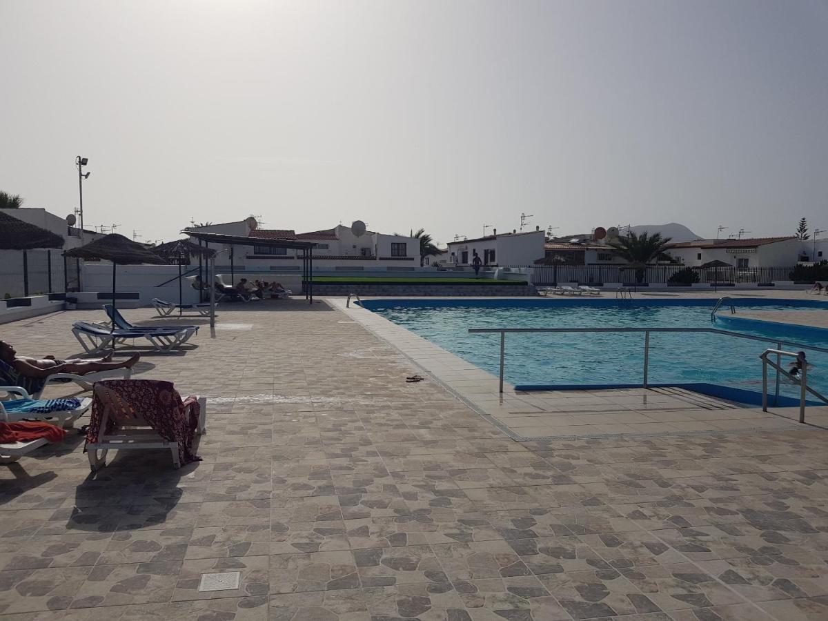 ארונה Apartamento Junto A La Piscina מראה חיצוני תמונה
